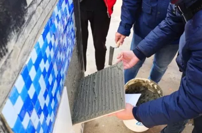 瓷磚膠使用中的注意事項